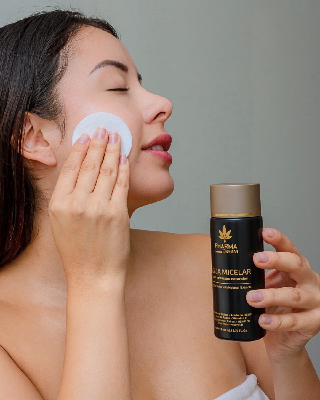 Agua Micelar con Extractos Naturales